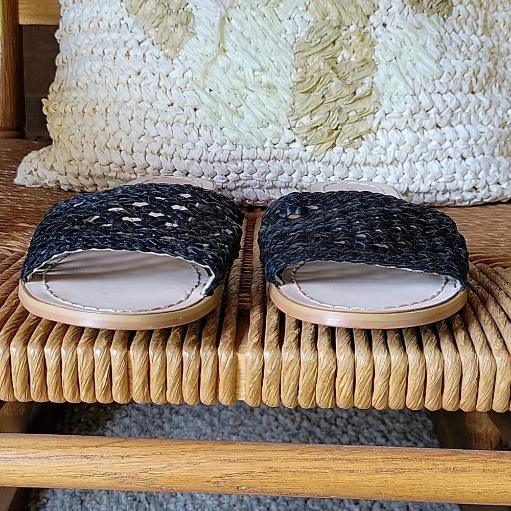 Kate Spade Berlin black woven sandals, size 7.5M
